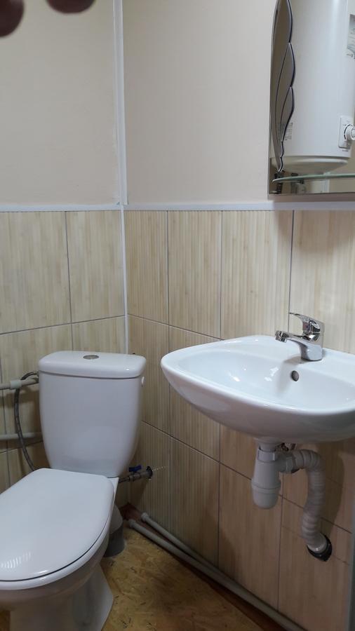 U Romana Yaremtche Extérieur photo
